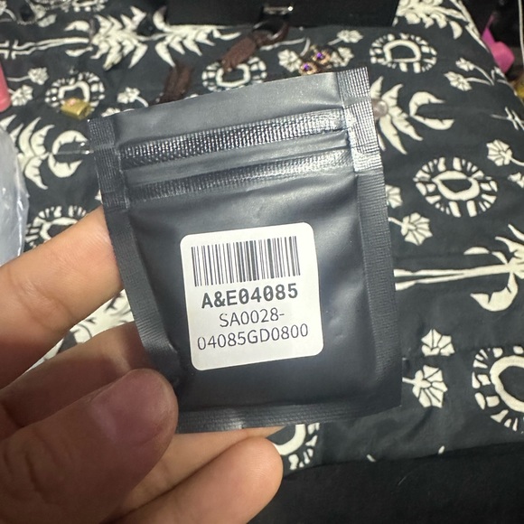 Plugs (ears) - Picture 3 of 3